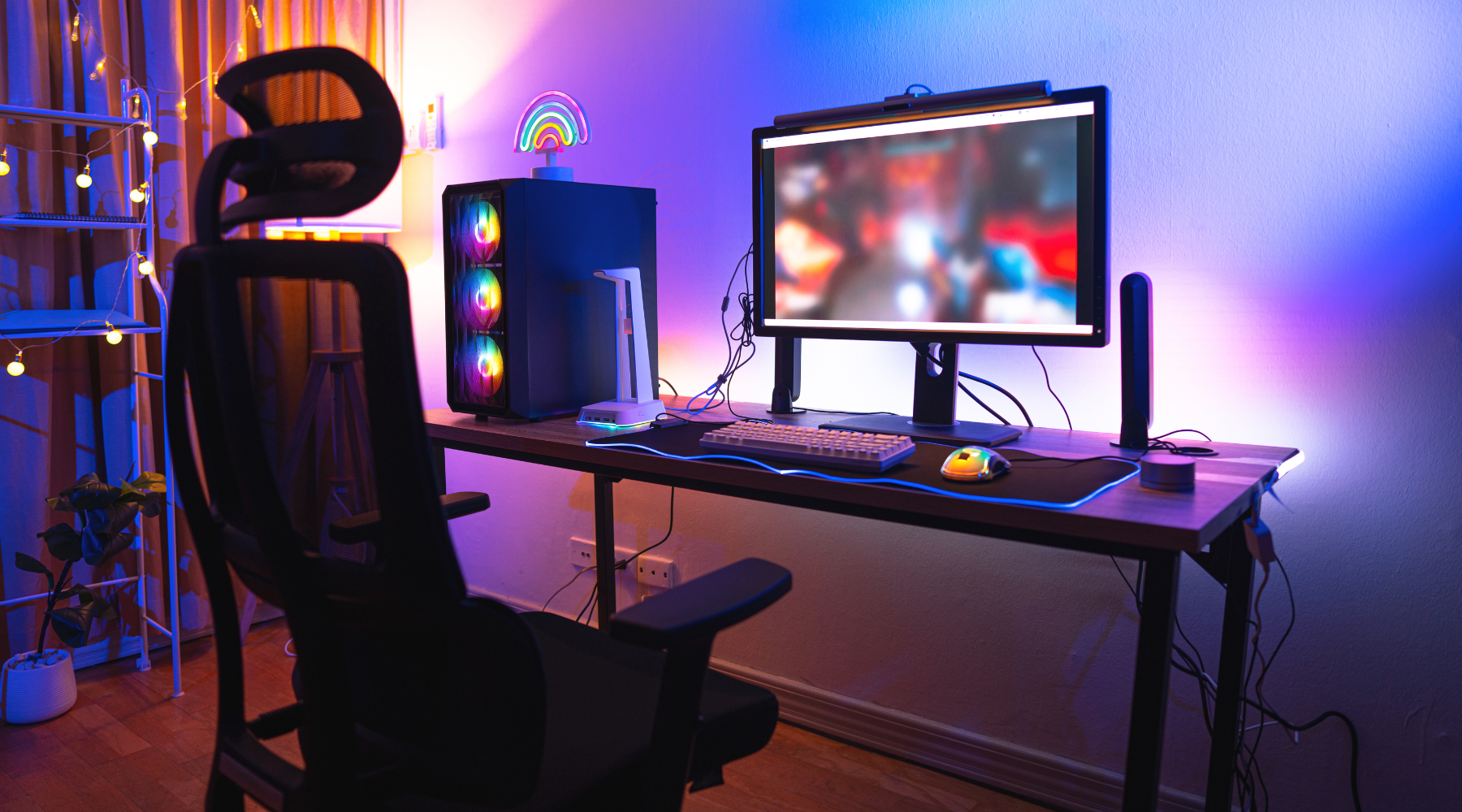 Image of a computer gaming desk setup 