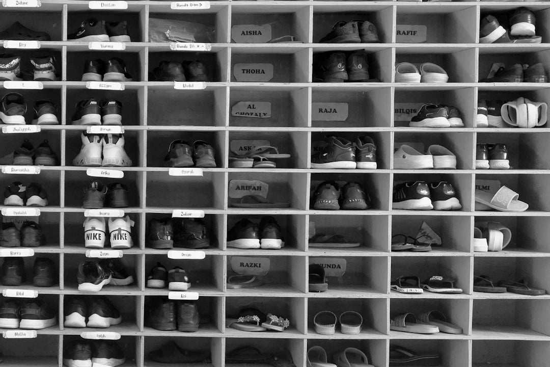 Smart Ways to Combine Shoe Storage in Your Wardrobe