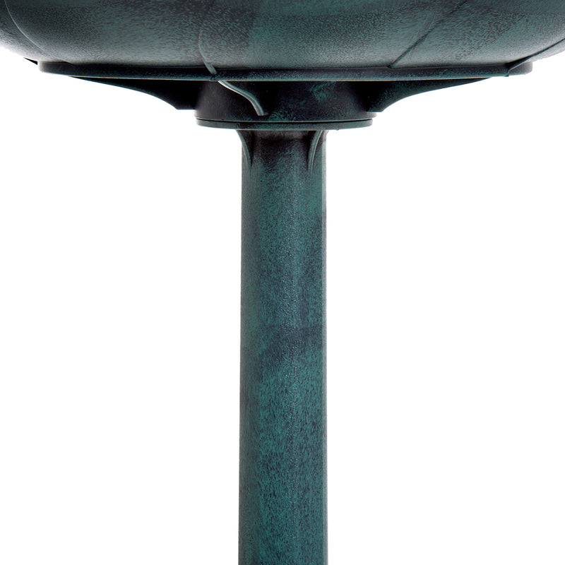 Garden Bird Bath Feeder Stand with Scallop Design and Vintage Finish for Outdoors, Green