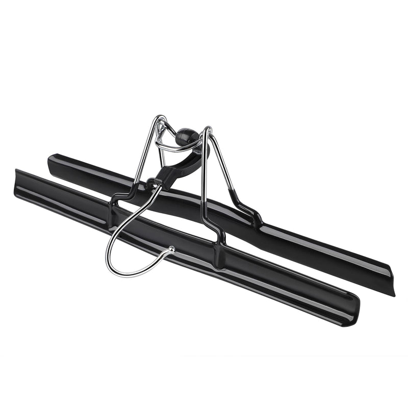 Close-up of the sprung clamp mechanism between the two black hanger bars