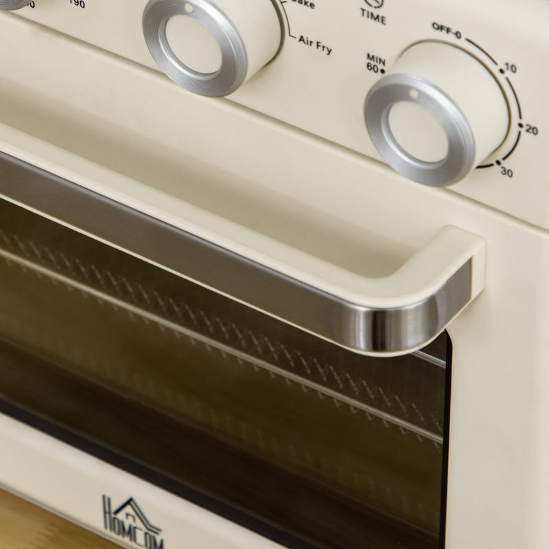 Close-up of the door handle, Air Fry dial label and Homcom logo