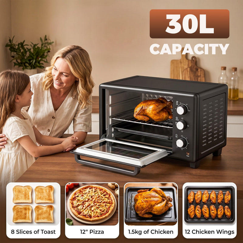 Family with the 30L oven and icons for toast, a 12-inch pizza, 3.5 kg chicken and 12 wings