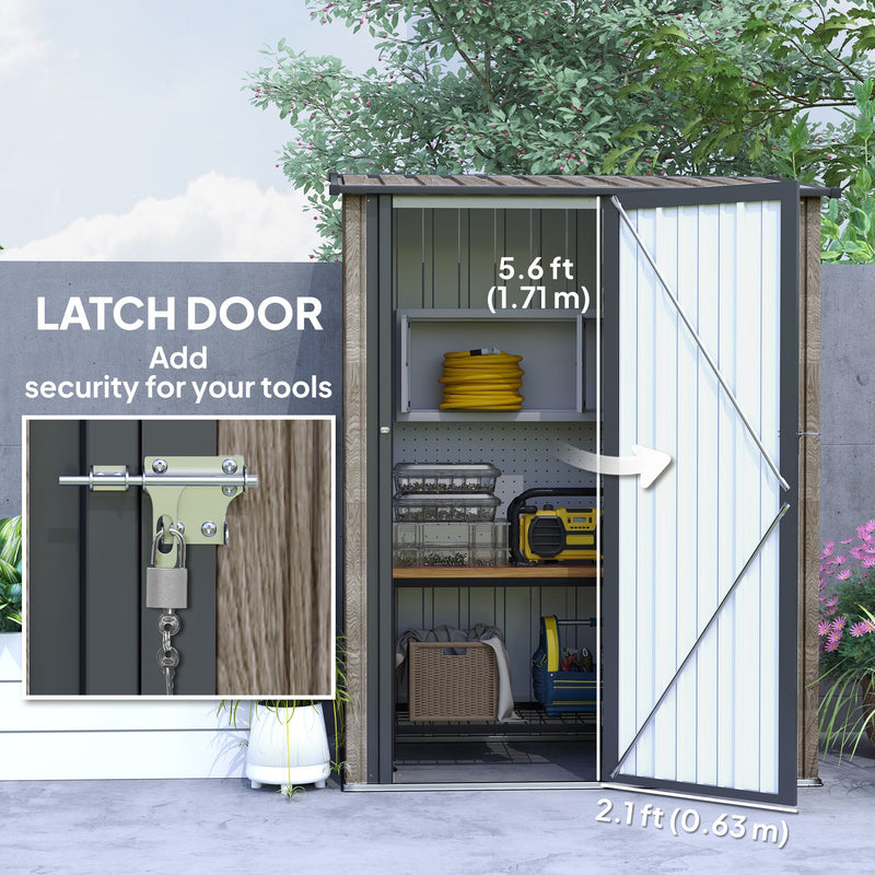 Latch door close-up with a padlock fitted and the 63 cm door opening width marked