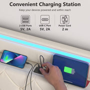 Close-up of the headboard charging station with 2 USB-A ports, 1 USB-C port and a 2 m power cable