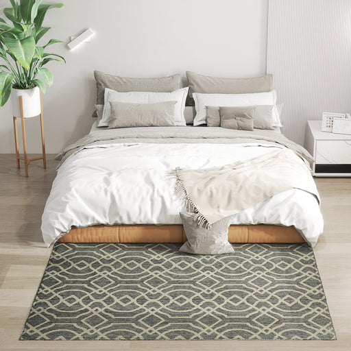 Machine Washable Indoor Outdoor Rug With Geometric Design For Home Or Garden, Grey