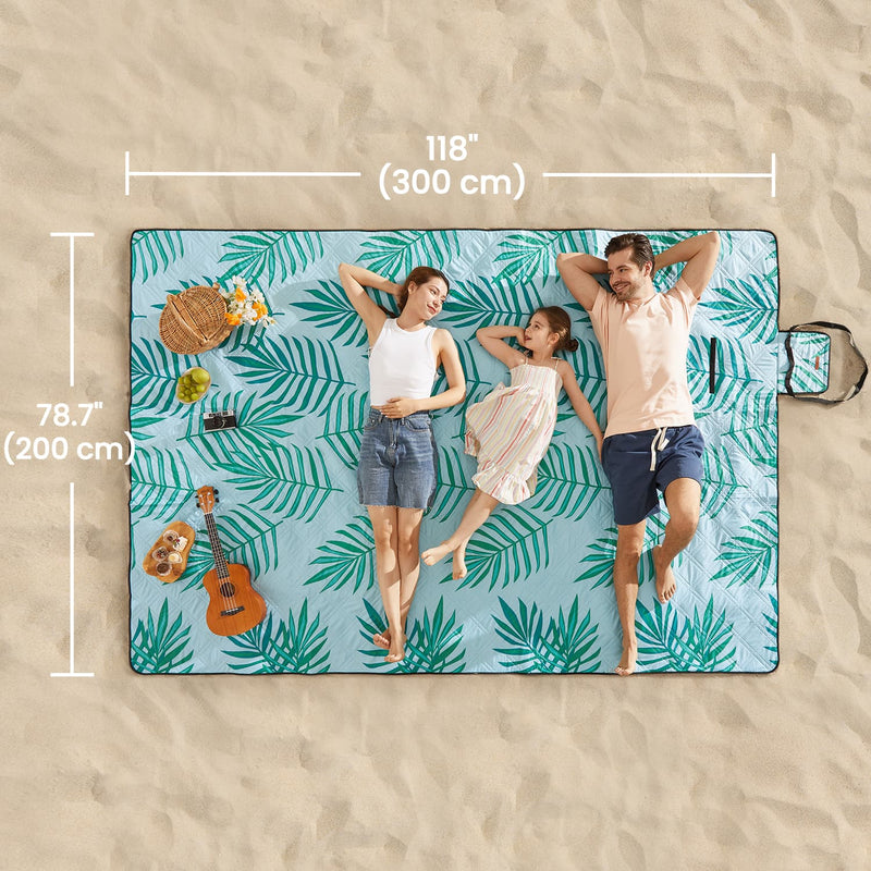 Extra Large Waterproof Picnic Blanket 300 x 200 cm Ideal for Camping and Outdoors by Songmics