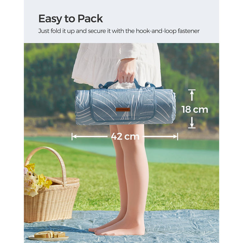 Large Leaf Pattern Picnic Blanket 200 x 200 cm Waterproof and Foldable by Songmics Songmics