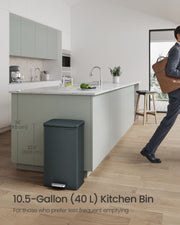 Large Charcoal Grey Rubbish Bin with Lid and Step Pedal for Kitchen or Office by Songmics