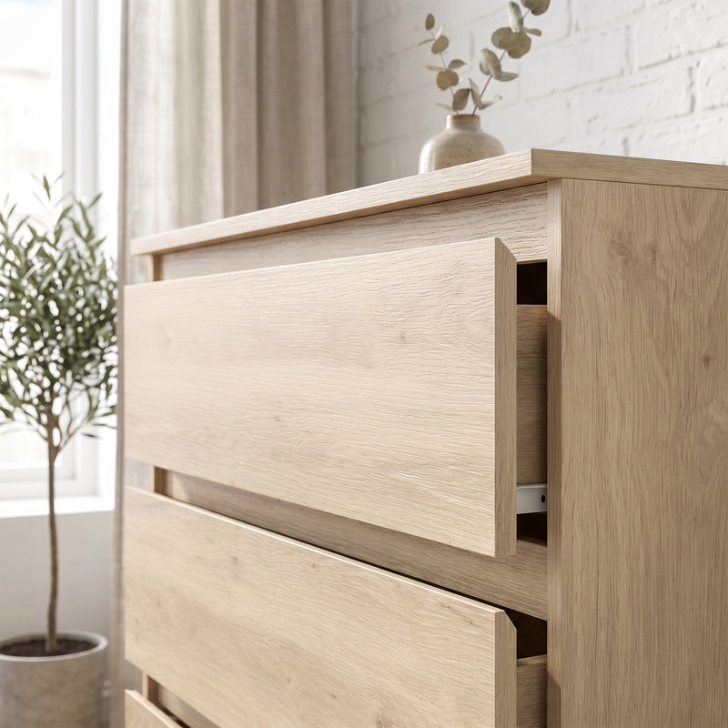 3 Drawer Chest for Organising Everyday Clothes with Handleless Design Oak