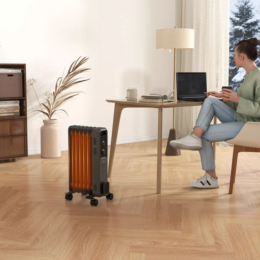 Image of a Oil Filled Electric Radiator 1500W 7 Fin - Grey