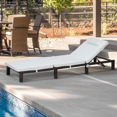 Rattan Sun Lounger With Cushions Outsunny