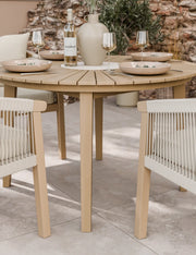 Close view of the Roma terrazzo centre insert and acacia sunray table top
