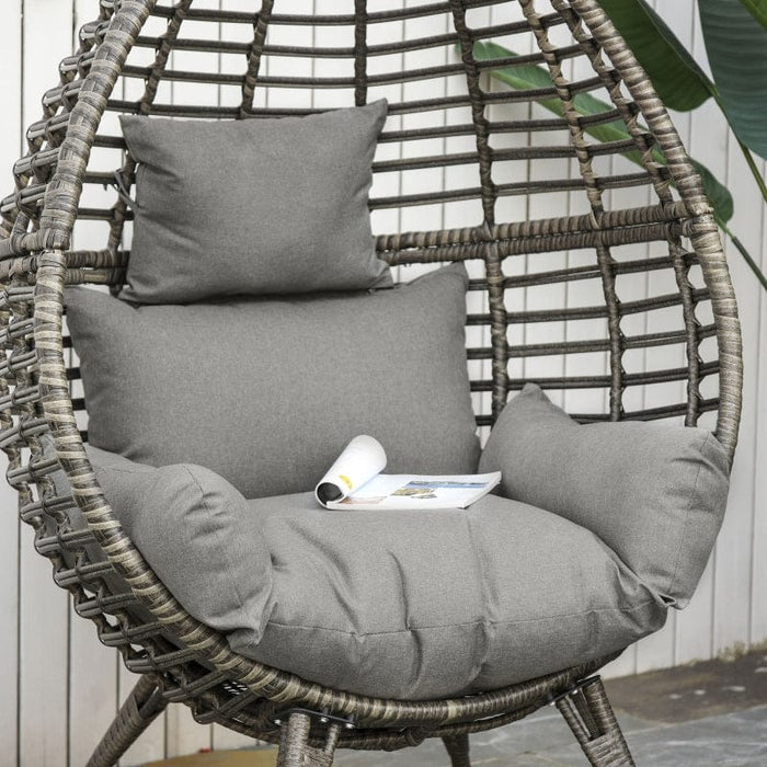 Rattan Egg Chair With Legs, Teardrop Shape, Indoor/Outdoor