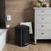 Black 20L Kitchen Bin with Soft Close Lid and Stay Open Function for Rubbish Disposal by Songmics