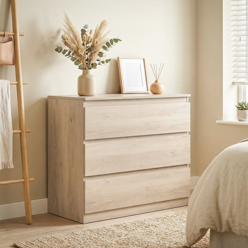 3 Drawer Chest for Organising Everyday Clothes with Handleless Design Oak