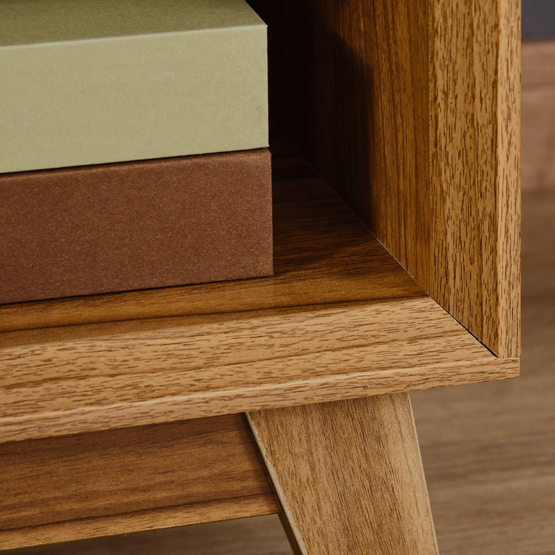 Close-up of the shelf corner and angled leg joinery