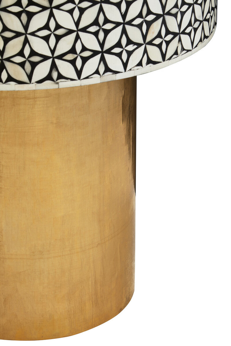 Detail of the floral inlay motif resolving neatly at the table rim