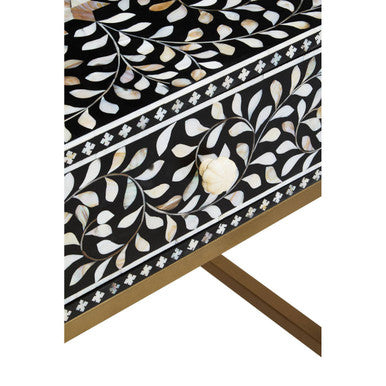 Close-up of the black case edge and inlay border detailing