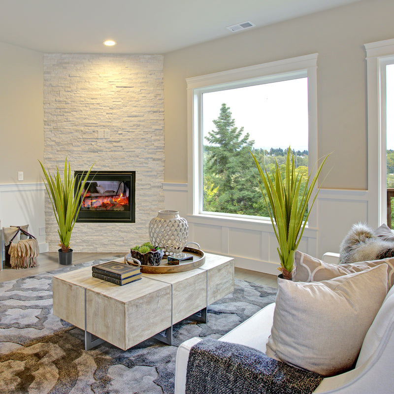 Set of 2 Artificial Agave Plants in Pots Ideal for Home or Office Decor Green