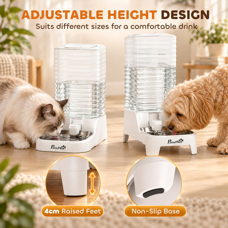 Cat and dog drinking from two dispensers, with 4 cm raised feet and a non-slip base