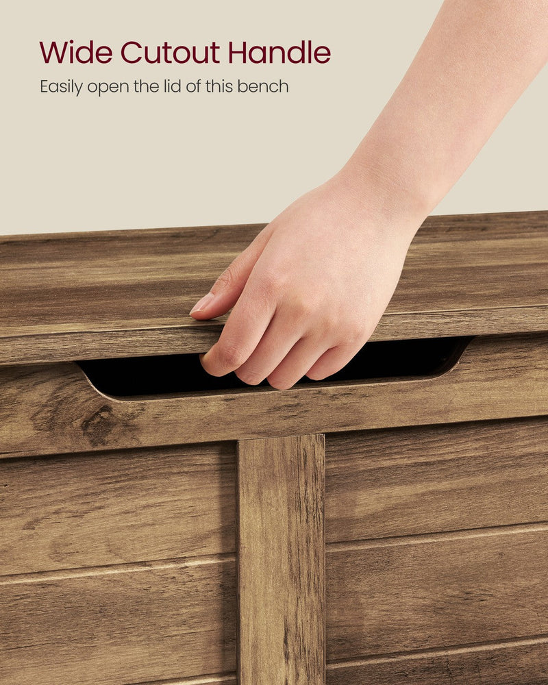 Close-up of wide cutout handle for easily opening the bench lid