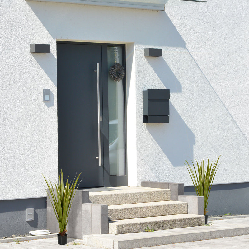 Set of 2 Artificial Agave Plants in Pots Ideal for Home or Office Decor Green