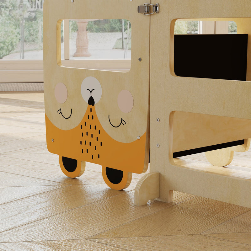 Close-up of the fox face design and safety lock hinge on the guardrail