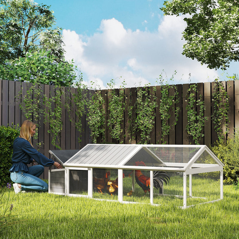 White Wooden Chicken Coop With Nesting Box and Openable Roof for 4-8 Chickens by PawHut