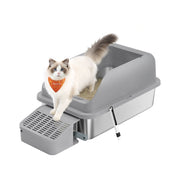 Stainless steel cat litter box, Slate Grey, with cat stepping over sloped step