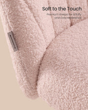 Close-up of the soft teddy fleece fabric and Songmics label on the backrest