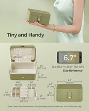 Tiny and Handy panel with a size guide giving the case as 16 cm wide, 11 cm deep and 8 cm high