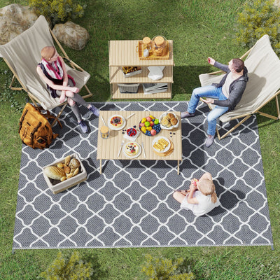 Outsunny Reversible Outdoor Rug with Carry Bag and Ground Stakes, Waterproof Plastic Straw Mat for Backyard, Deck, RV, Picnic, Camping Grey & White Outsunny