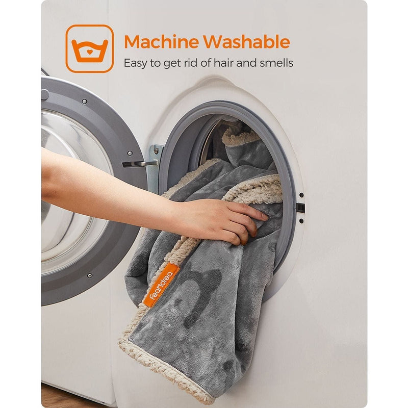 Feandrea Sherpa Fleece Waterproof Dog Blanket, 127x101cm