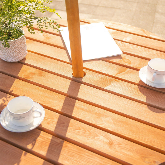 Round Outdoor Table and Chairs