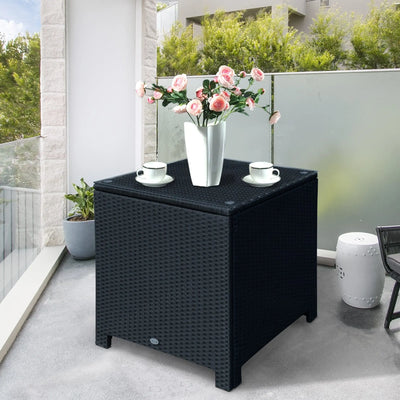 Stylish Rattan Side Table with Tempered Glass Top Outsunny