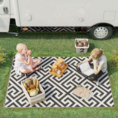 Reversible Outdoor Rug, Black & White - 121x182 cm Outsunny
